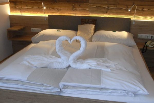 Bett im Zimmer Bett im Zimmer